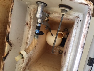 水道修理｜札幌市　西区　山の手｜トイレの水漏れ修理　￥１４，０４０税込