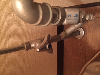 水道修理｜札幌市　東区　北１２条東｜トイレの水漏れ修理　￥３，５００税込
