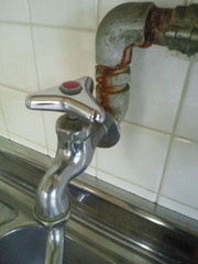 水道修理　｜江別市　文京台｜　台所蛇口の水漏れ修理　￥３，５００税込