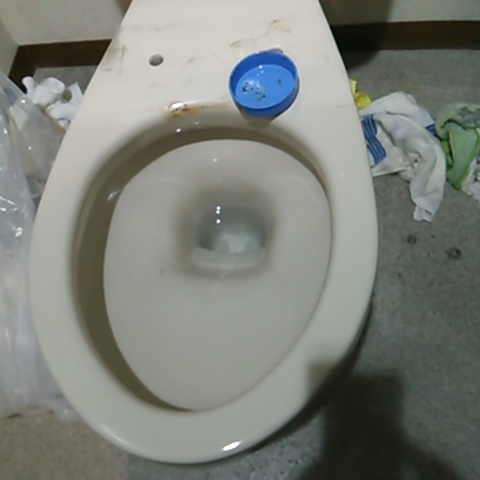 詰まり修理｜札幌市　北区｜トイレの詰まり修理　￥１５，７５０－